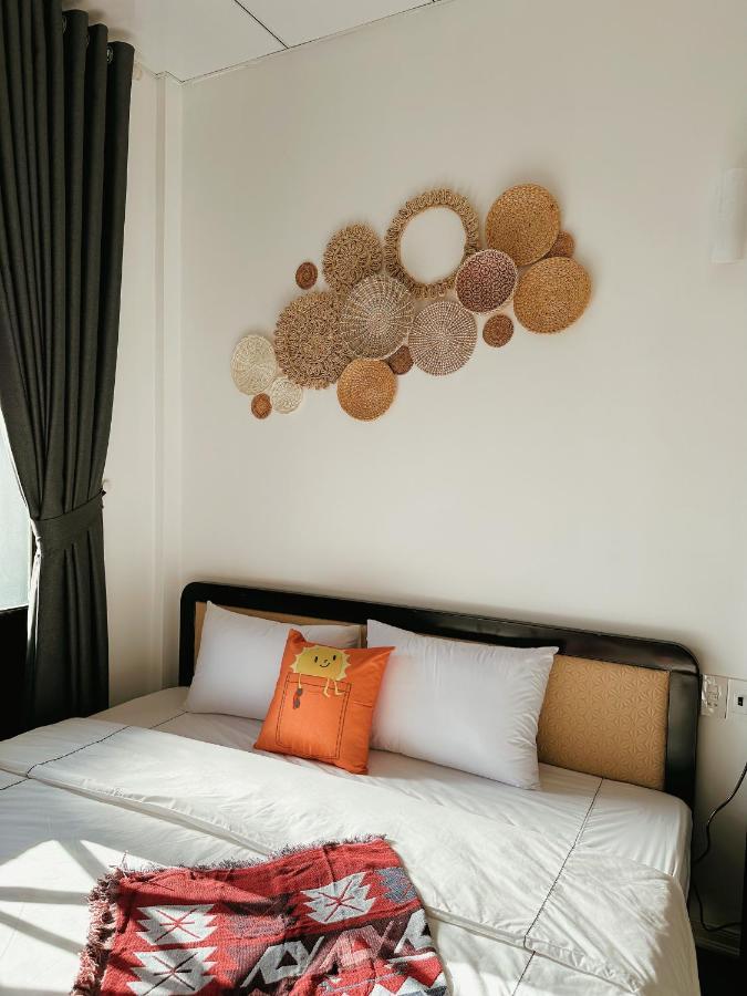 Under The Sun Homestay Хуе Екстериор снимка