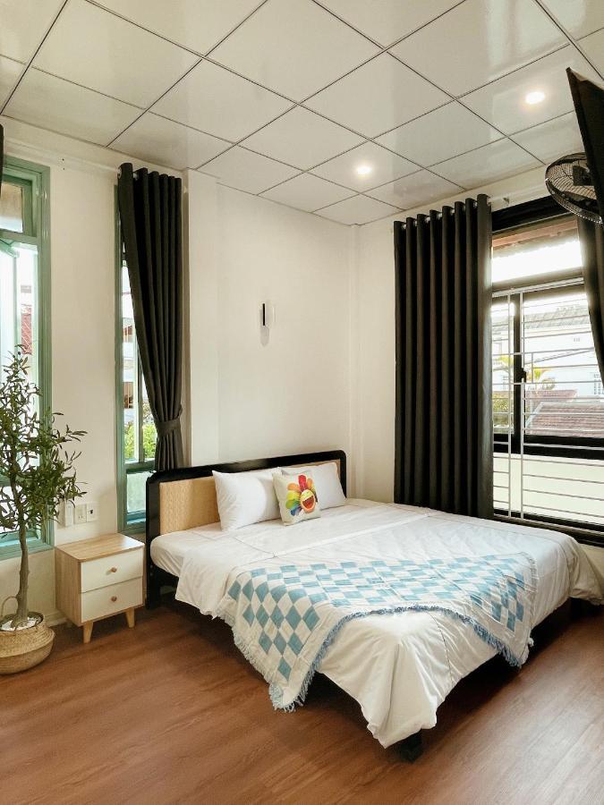 Under The Sun Homestay Хуе Екстериор снимка