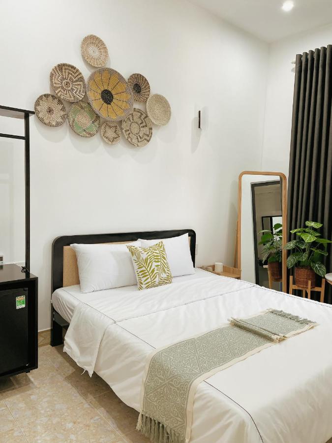 Under The Sun Homestay Хуе Екстериор снимка